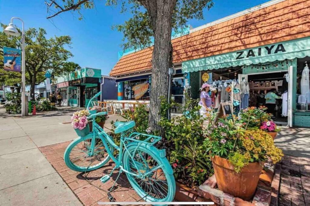 In The Center Of Gulfport, Min Away From The Beach! St. Petersburg Exterior photo